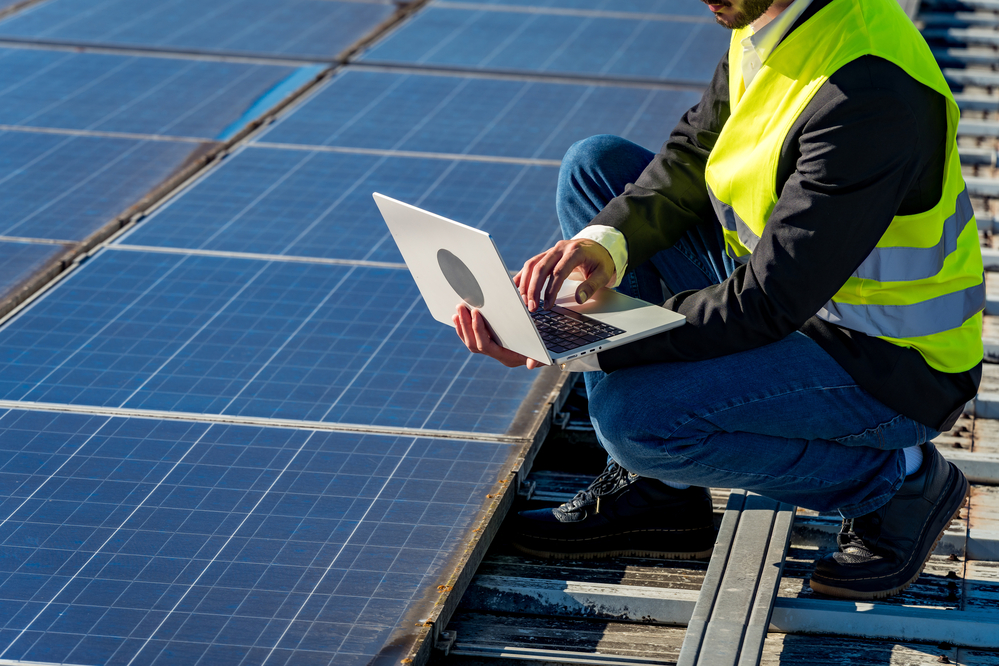 UK Energy Regulator Modernized Regulatory Operations with Salesforce Public Sector Cloud, Reducing Compliance Deviations by 48%